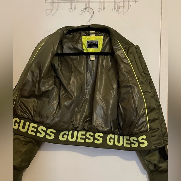 Guess Elly Logo Bomber Jacket- NWOT- XS - Picture 9 of 10
